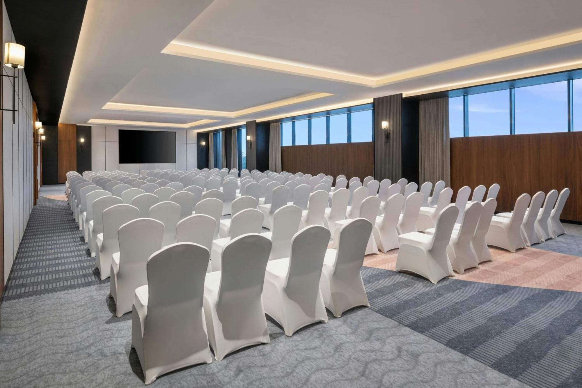 Four Points By Sheraton Chennai, Velachery Экстерьер фото